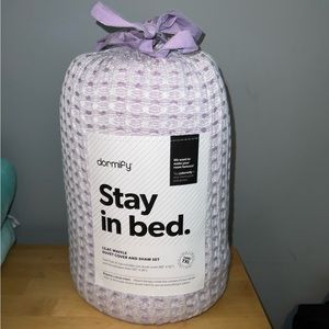 Dormify Twin XL Duvet Cover NWOT